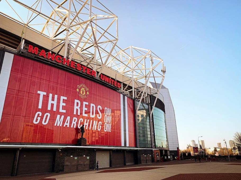 Modern Trafford 1Br Apartment-Free Parking-Cinema Room Manchester Esterno foto