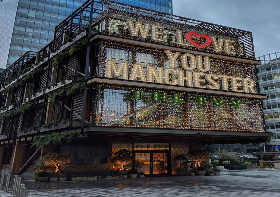 Modern Trafford 1Br Apartment-Free Parking-Cinema Room Manchester Esterno foto