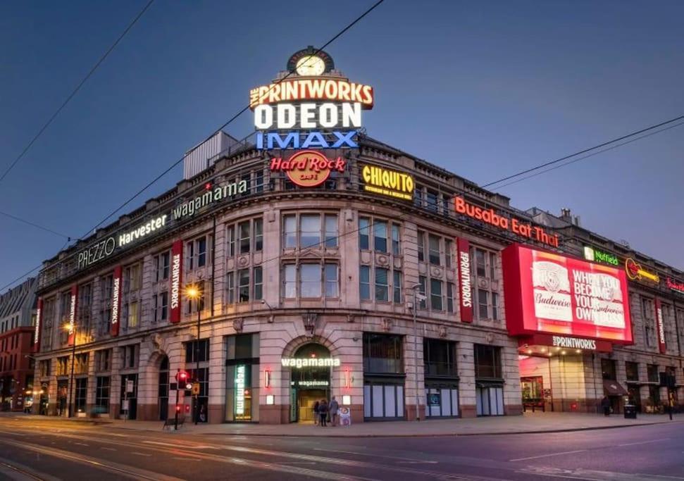 Modern Trafford 1Br Apartment-Free Parking-Cinema Room Manchester Esterno foto